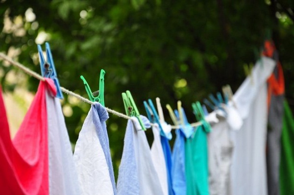 10 Squeaky – Clean Laundry Hacks You Never Knew Existed